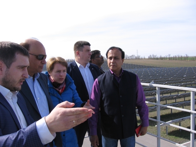Индийская делегация посетила солнечную электростанцию «Родниковое»