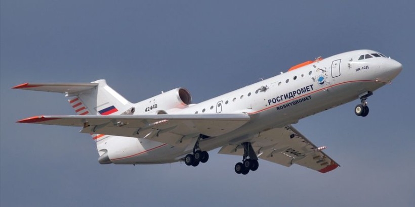 Самолёт для искусственного усиления дождя прилетел в Крым