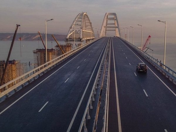 Киев объяснил, почему Крымский мост – украинский