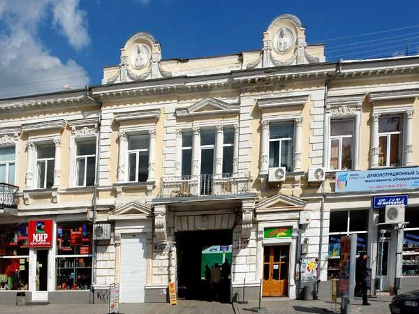В Симферополе начата паспортизация фасадов зданий