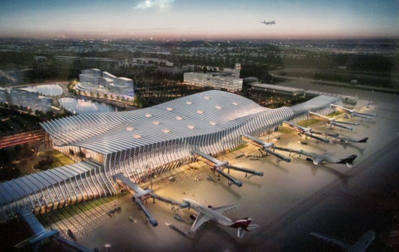 Виталий Нахлупин: Первая очередь аэровокзального комплекса будет готова к апрелю 2018 года