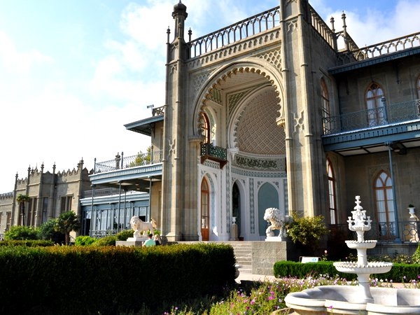 Сколько стоит вход во дворцы и музеи Крыма: цены 2019