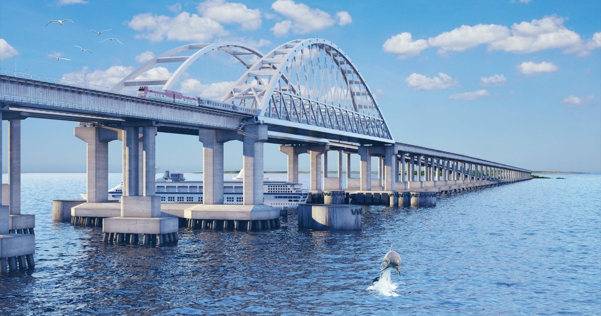 Клифф-дайвер планирует осуществить прыжок с Крымского моста